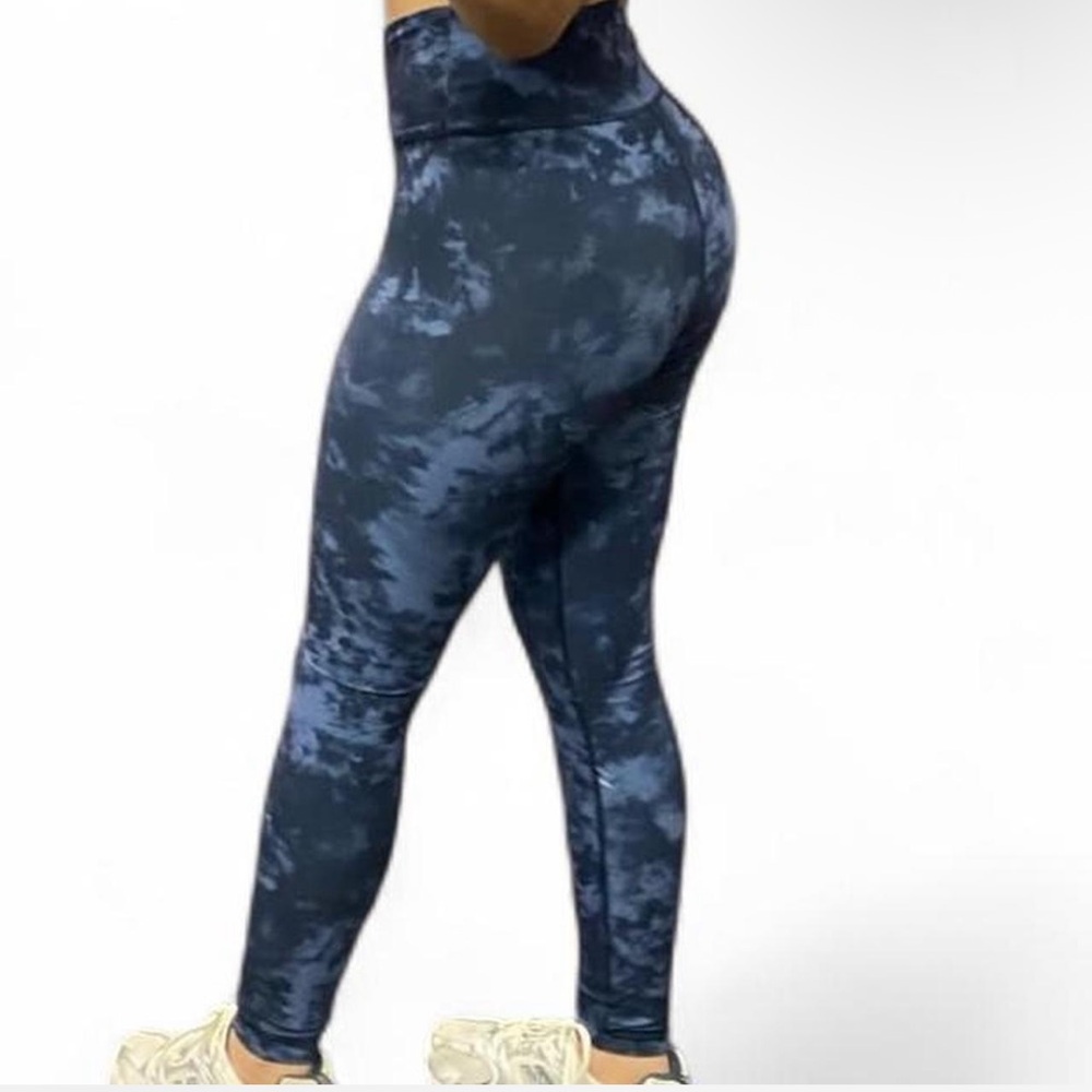 Wear It To Heart Tie Dye Blue & Gray High Waist Reversible Leggings - Picture 2 of 6